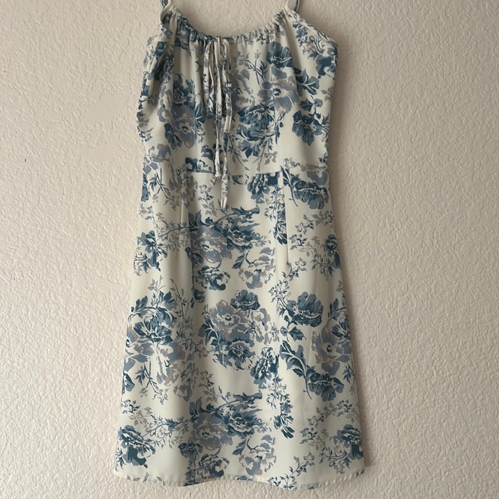Mini dress